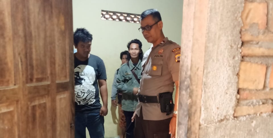  Pintu  Belakang Ruko  Tak Terkunci Maling  Gondol Handphone 