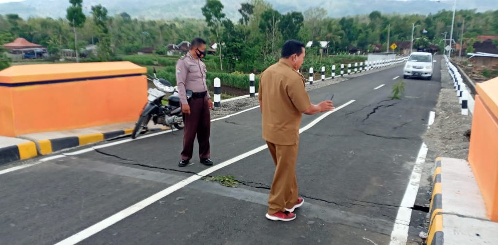 Baru Rampung Sudah Rusak, Perbaikan Jembatan Anyar Senilai 9 Miliar Diawasi Ketat 149 Baru Rampung Sudah Rusak, Perbaikan Jembatan Anyar Senilai 9 Miliar Diawasi Ketat 149